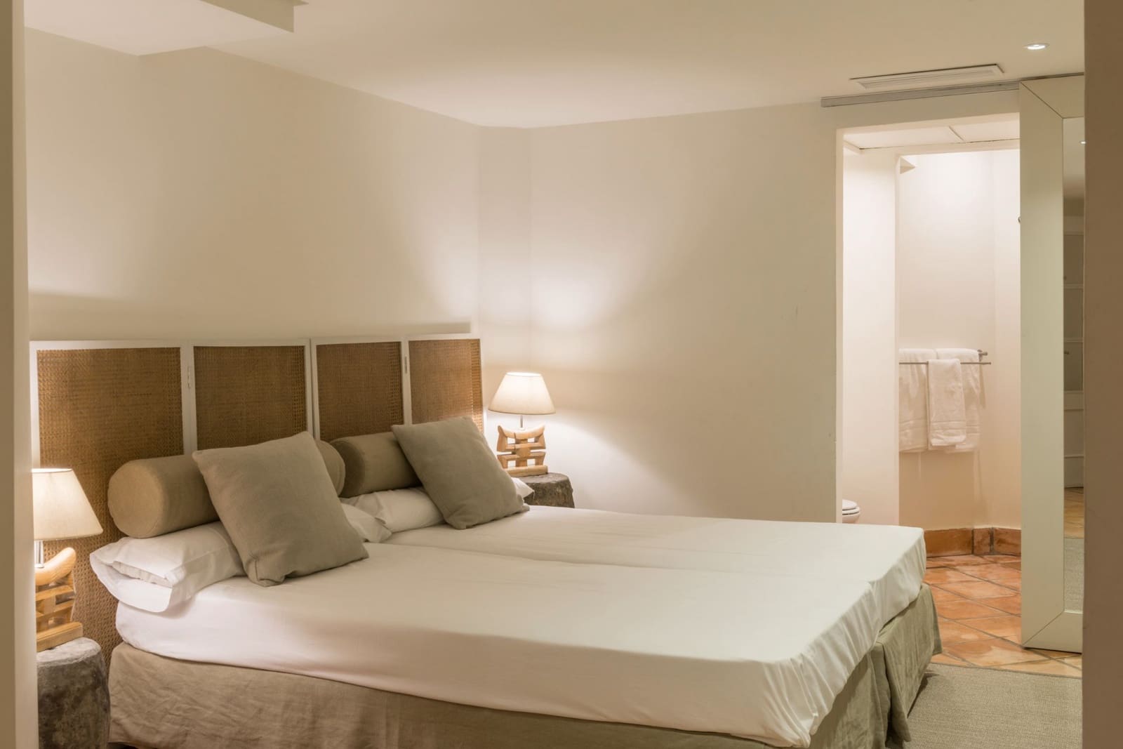 5 chambre Villa/Maison à vendre à Benalup avec piscine garage - 850 000 € (Ref: 8723603)