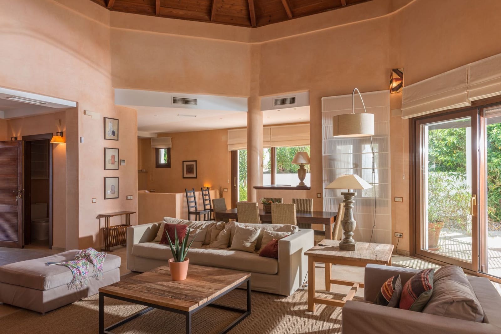 5 soverom Villa til salgs i Benalup med svømmebasseng garasje - € 830 000 (Ref: 8723604)