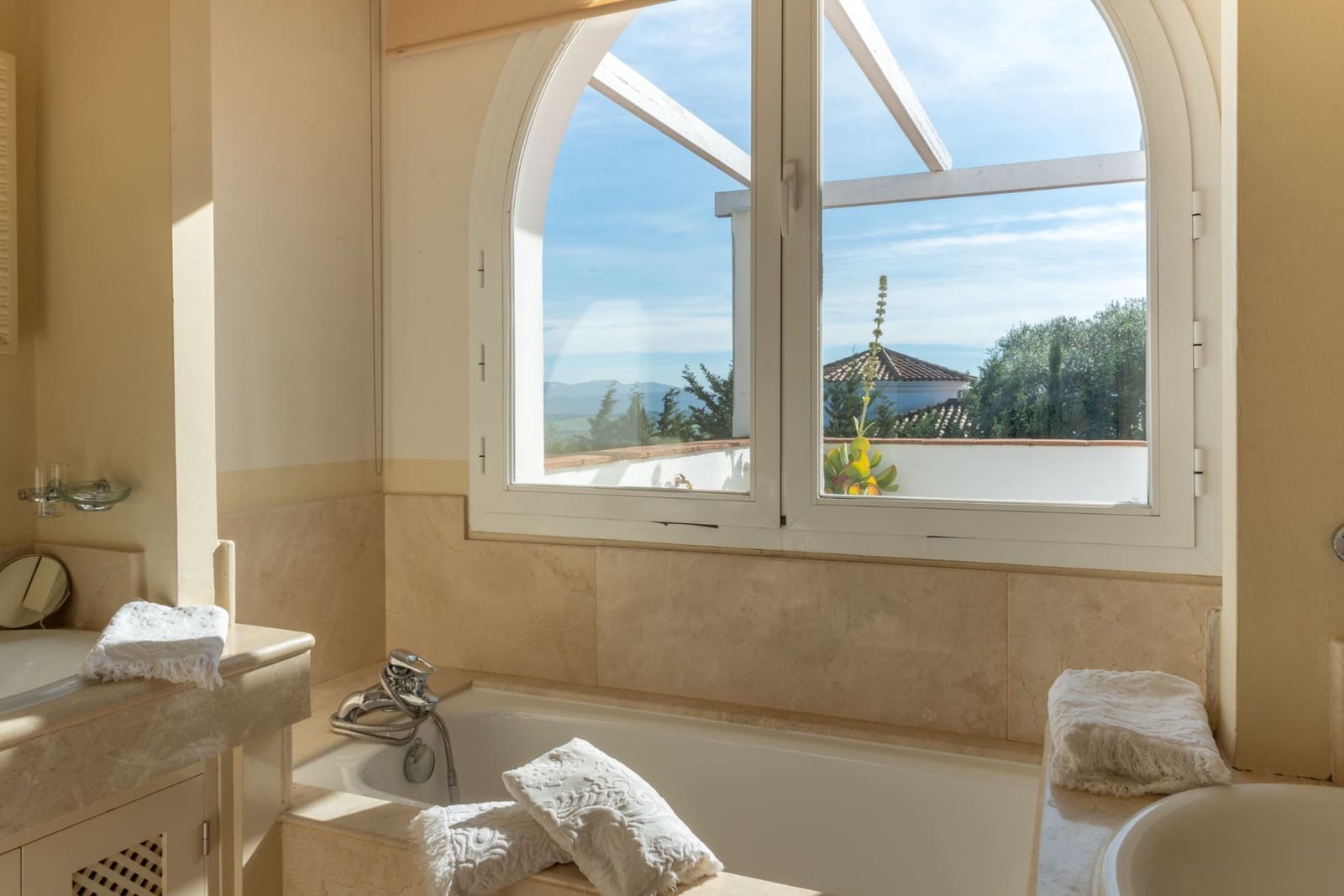 6 chambre Villa/Maison à vendre à Benalup avec piscine garage - 685 000 € (Ref: 8781164)