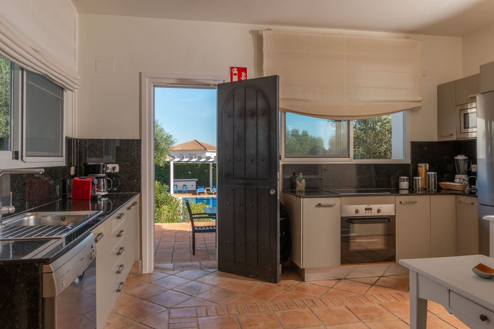 6 chambre Villa/Maison à vendre à Benalup avec piscine garage - 685 000 € (Ref: 8781164)