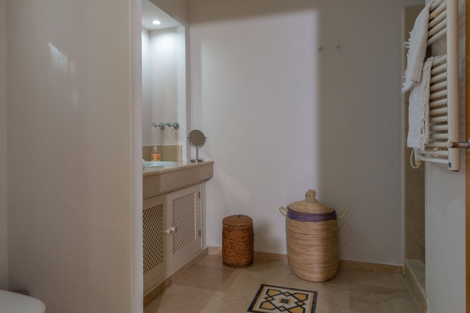 6 chambre Villa/Maison à vendre à Benalup avec piscine garage - 685 000 € (Ref: 8781164)