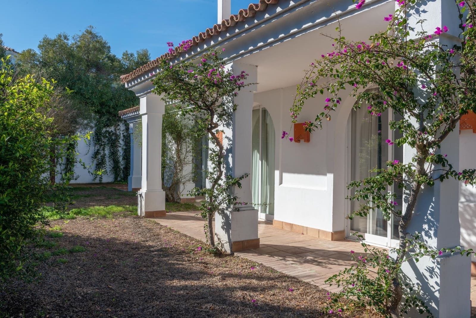 6 chambre Villa/Maison à vendre à Benalup avec piscine garage - 685 000 € (Ref: 8781164)