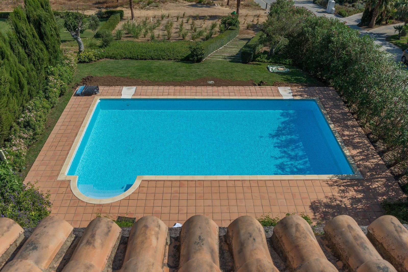 5 bedroom Villa for sale in Benalup with pool garage - € 790,000 (Ref: 9008450)