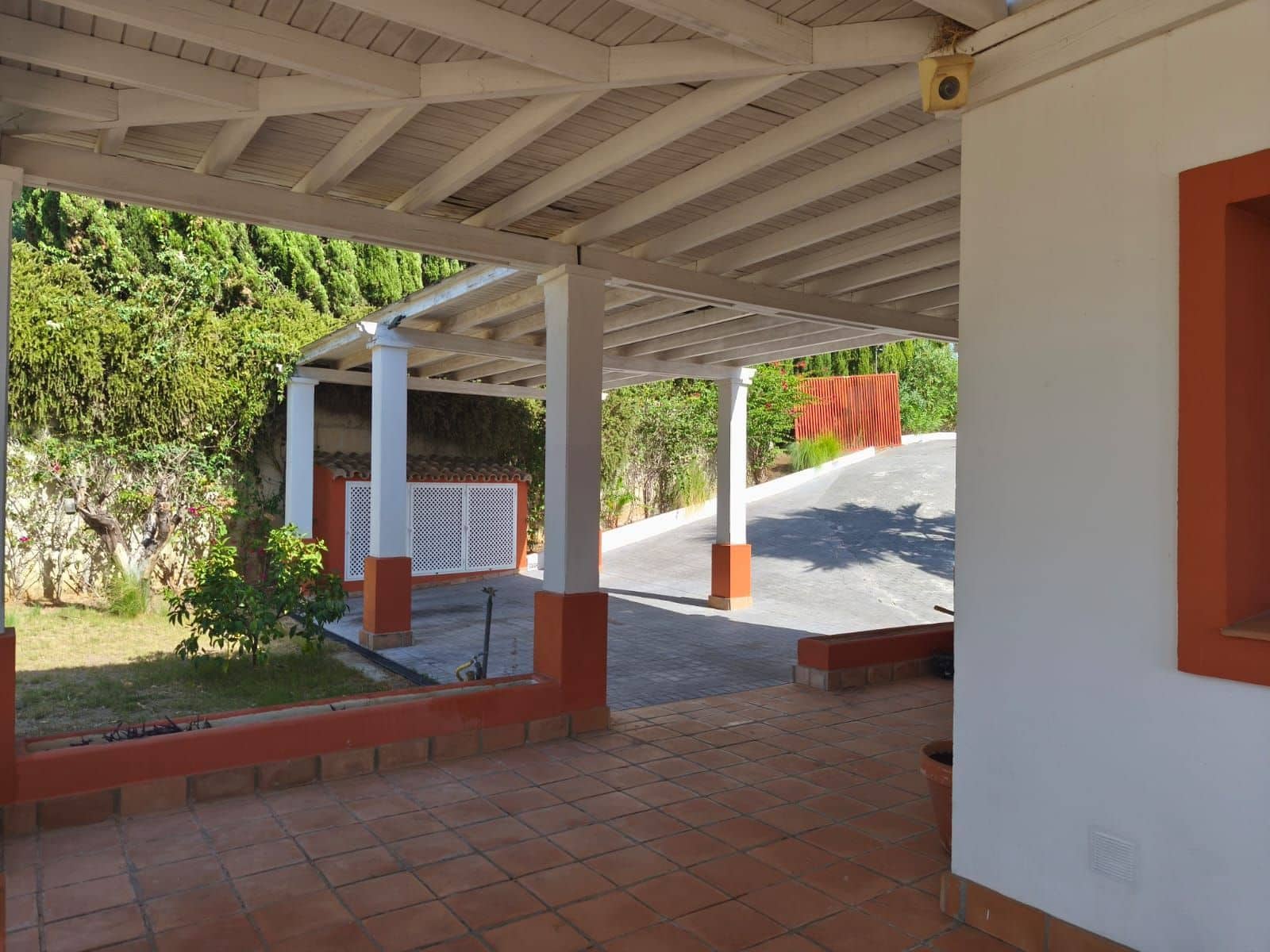 3 soveværelse Villa til salg i Benalup med swimmingpool garage - € 525.000 (Ref: 9239591)