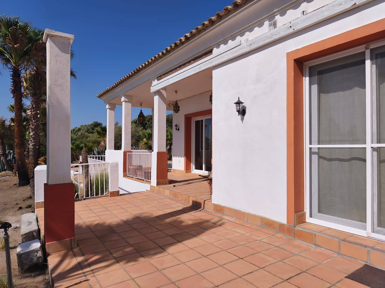 3 soveværelse Villa til salg i Benalup med swimmingpool garage - € 525.000 (Ref: 9239591)