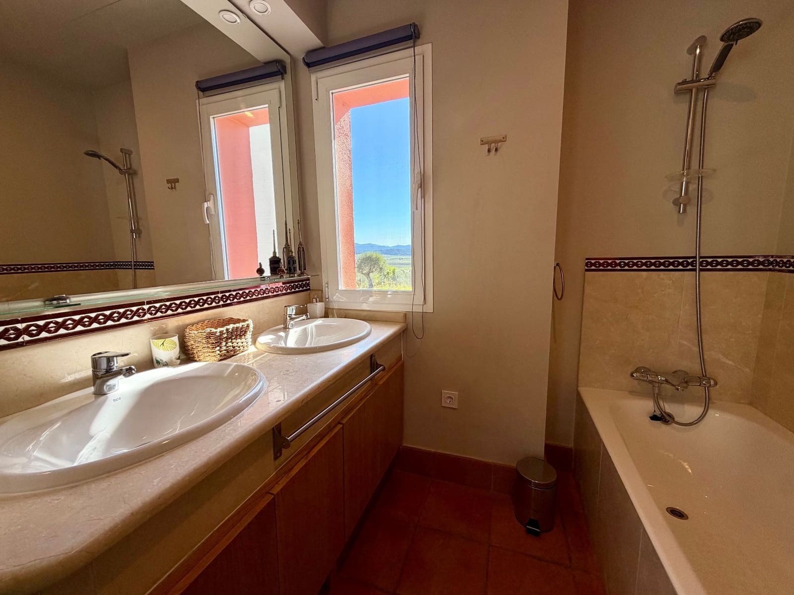 3 camera da letto Villa in vendita in Benalup con piscina garage - 525.000 € (Rif: 9239591)