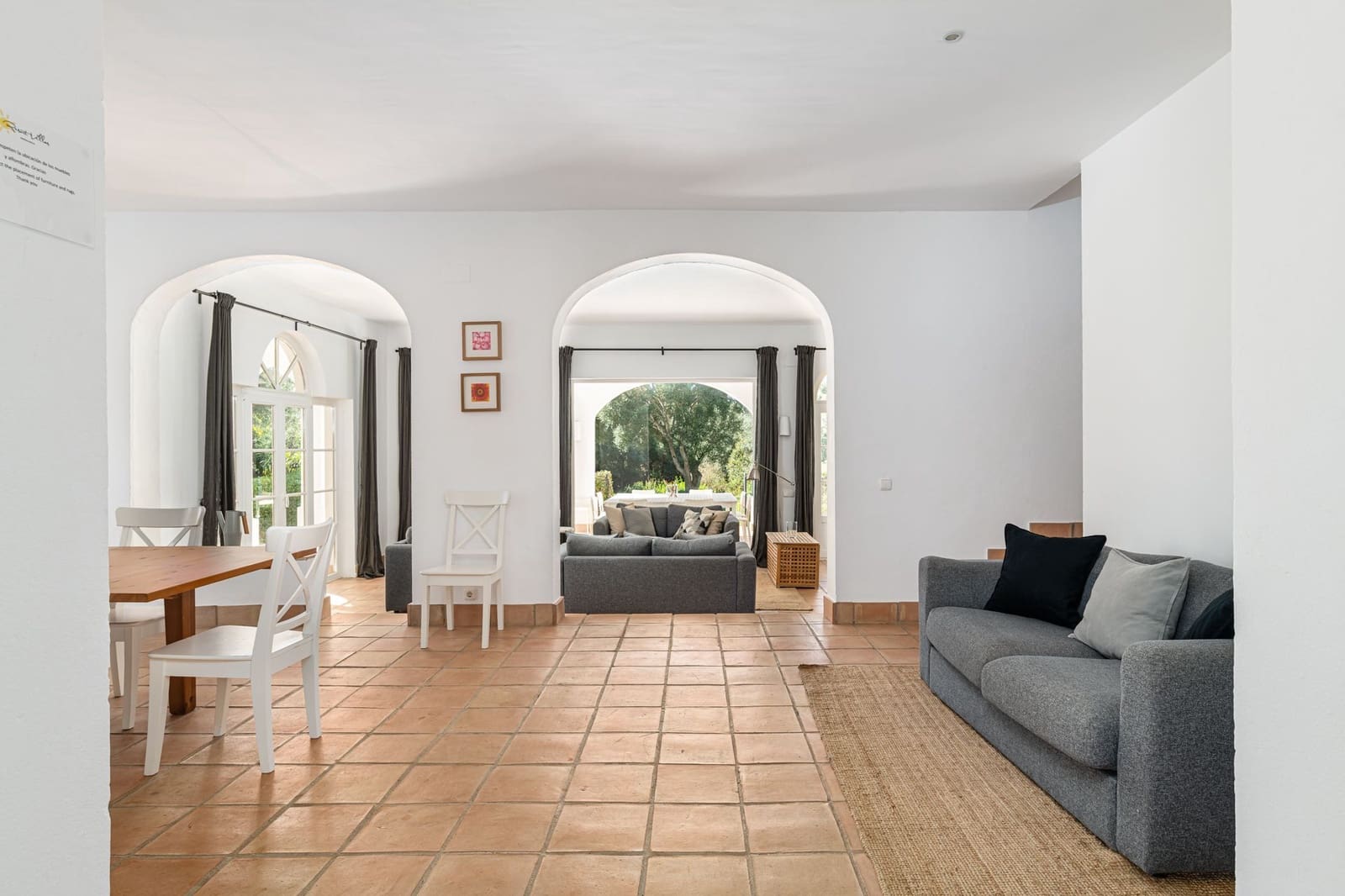 5 sypialnia Willa na sprzedaż w Benalup z basenem garażem - 875 000 € (Ref: 9400373)