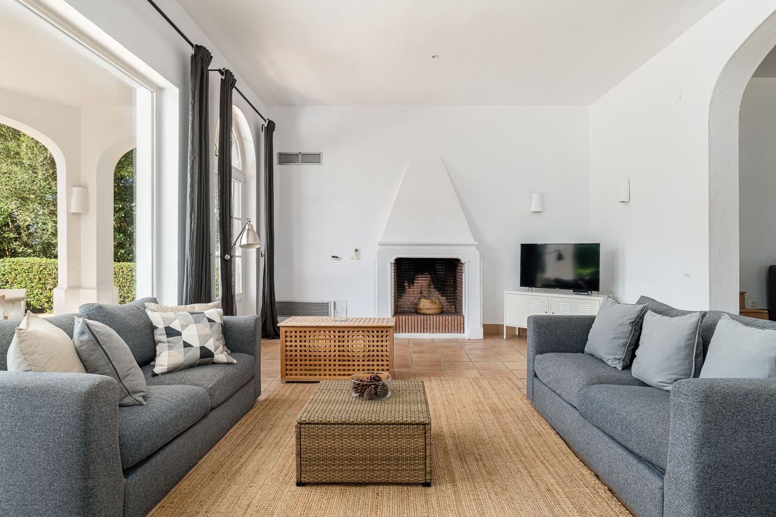 5 sypialnia Willa na sprzedaż w Benalup z basenem garażem - 875 000 € (Ref: 9400373)