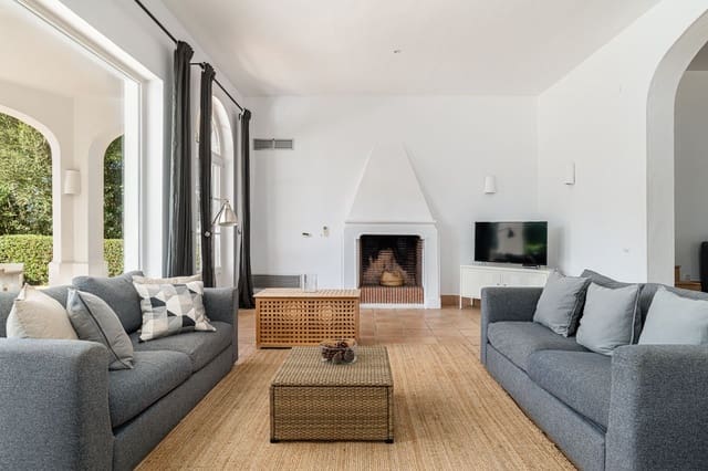 5 chambre Villa/Maison à vendre à Benalup avec piscine garage - 875 000 € (Ref: 9400373)