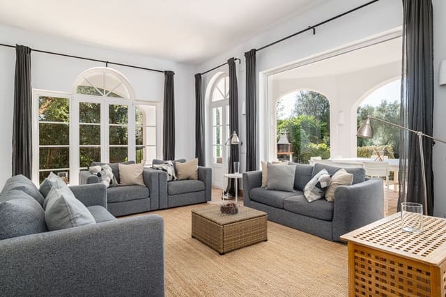 5 chambre Villa/Maison à vendre à Benalup avec piscine garage - 875 000 € (Ref: 9400373)