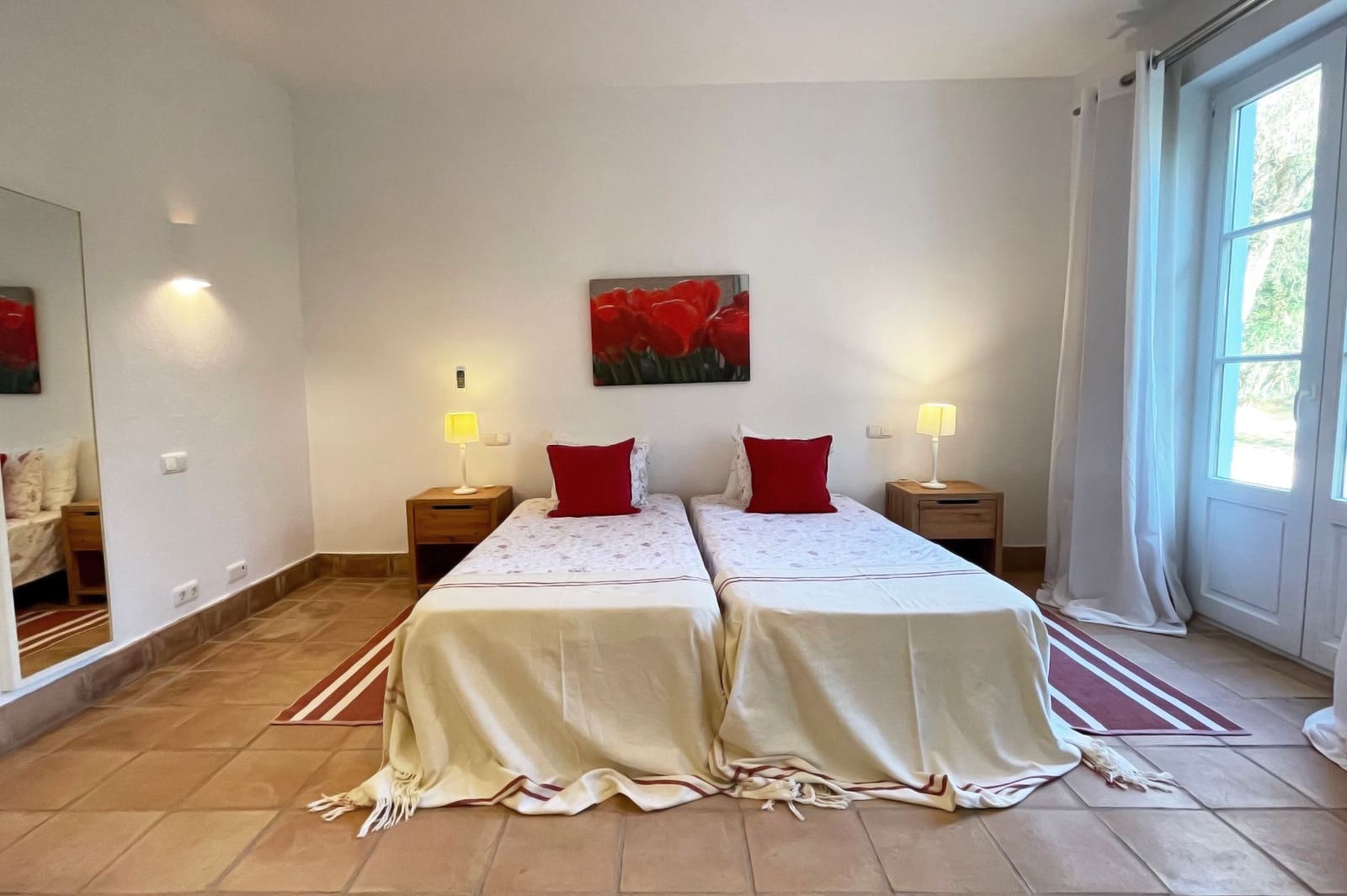 5 soveværelse Villa til salg i Benalup med swimmingpool garage - € 820.000 (Ref: 9698117)