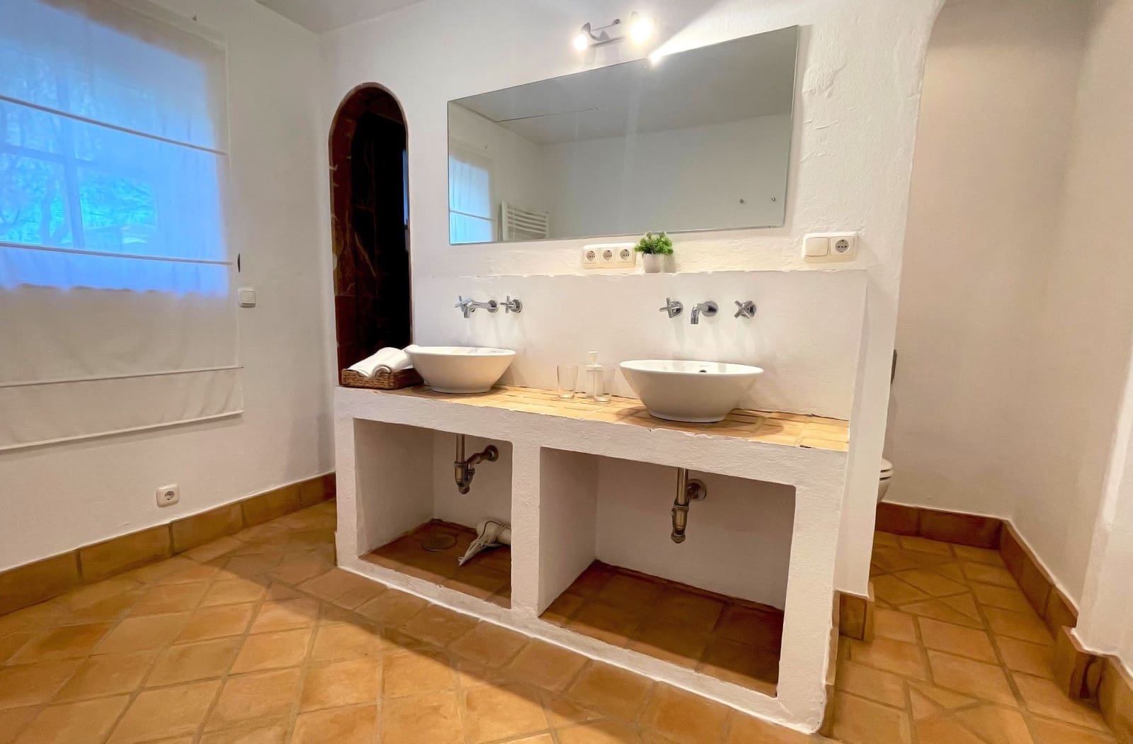 5 soveværelse Villa til salg i Benalup med swimmingpool garage - € 820.000 (Ref: 9698117)