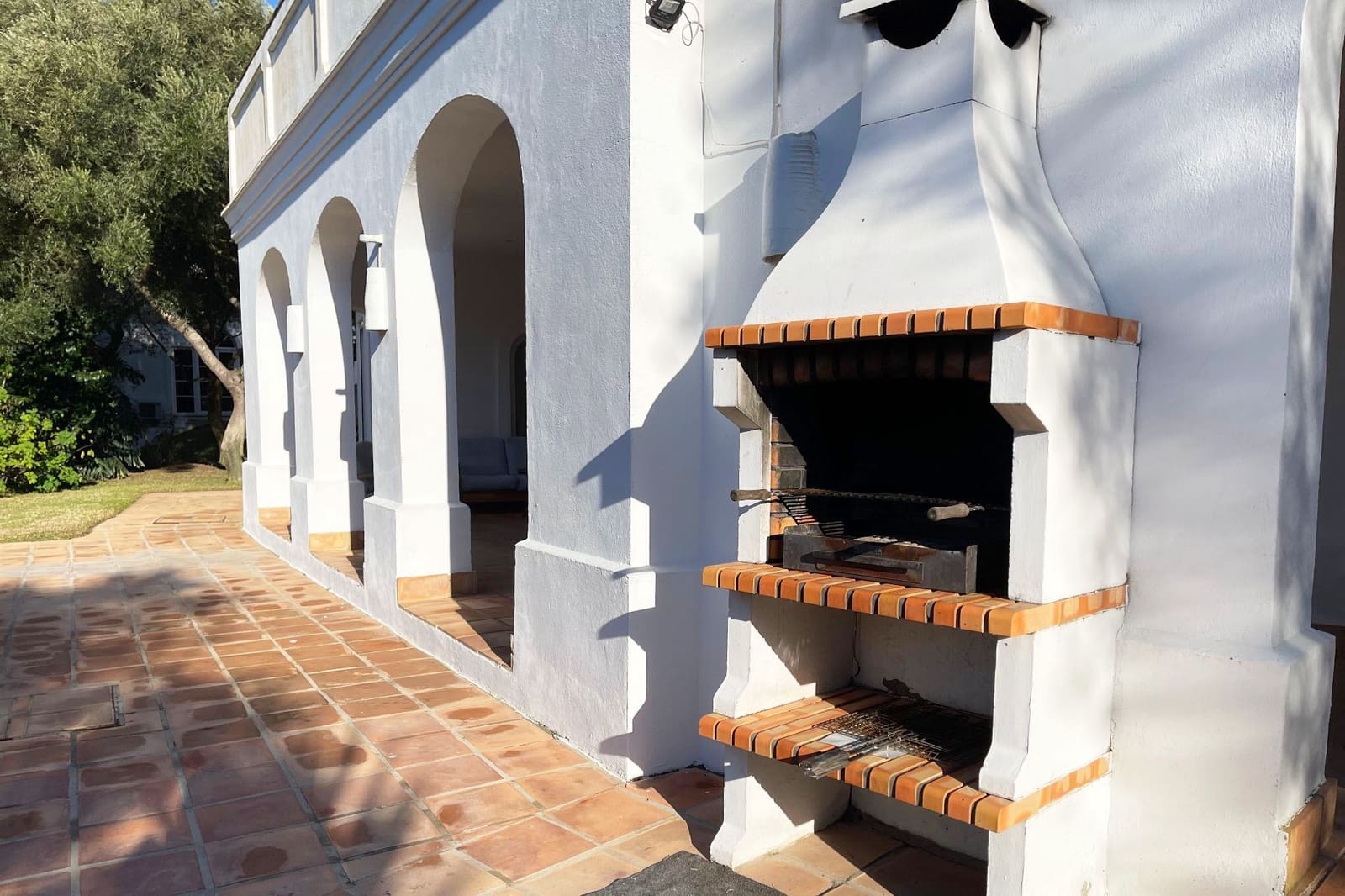 5 soveværelse Villa til salg i Benalup med swimmingpool garage - € 820.000 (Ref: 9698117)