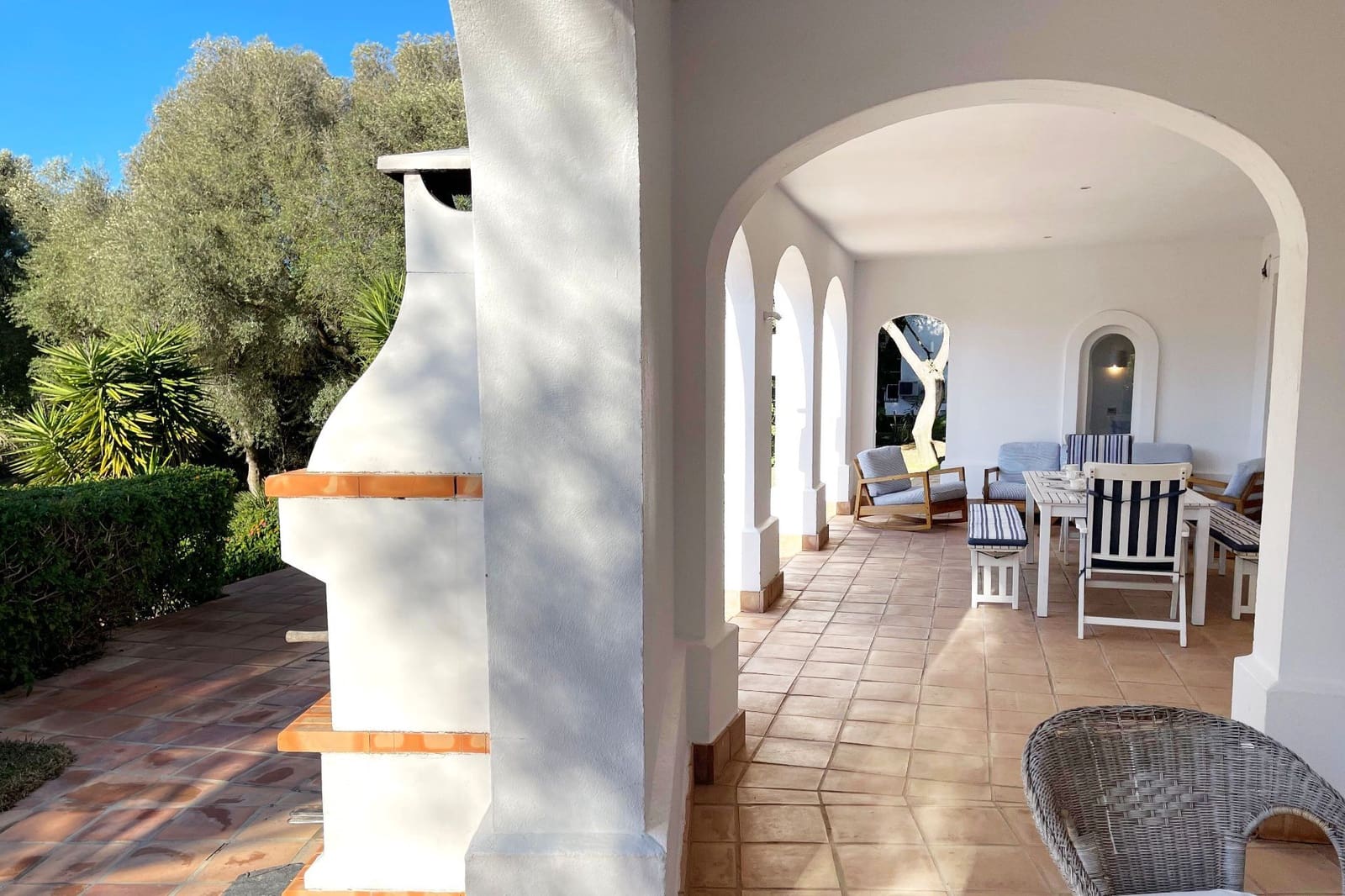 5 soveværelse Villa til salg i Benalup med swimmingpool garage - € 820.000 (Ref: 9698117)