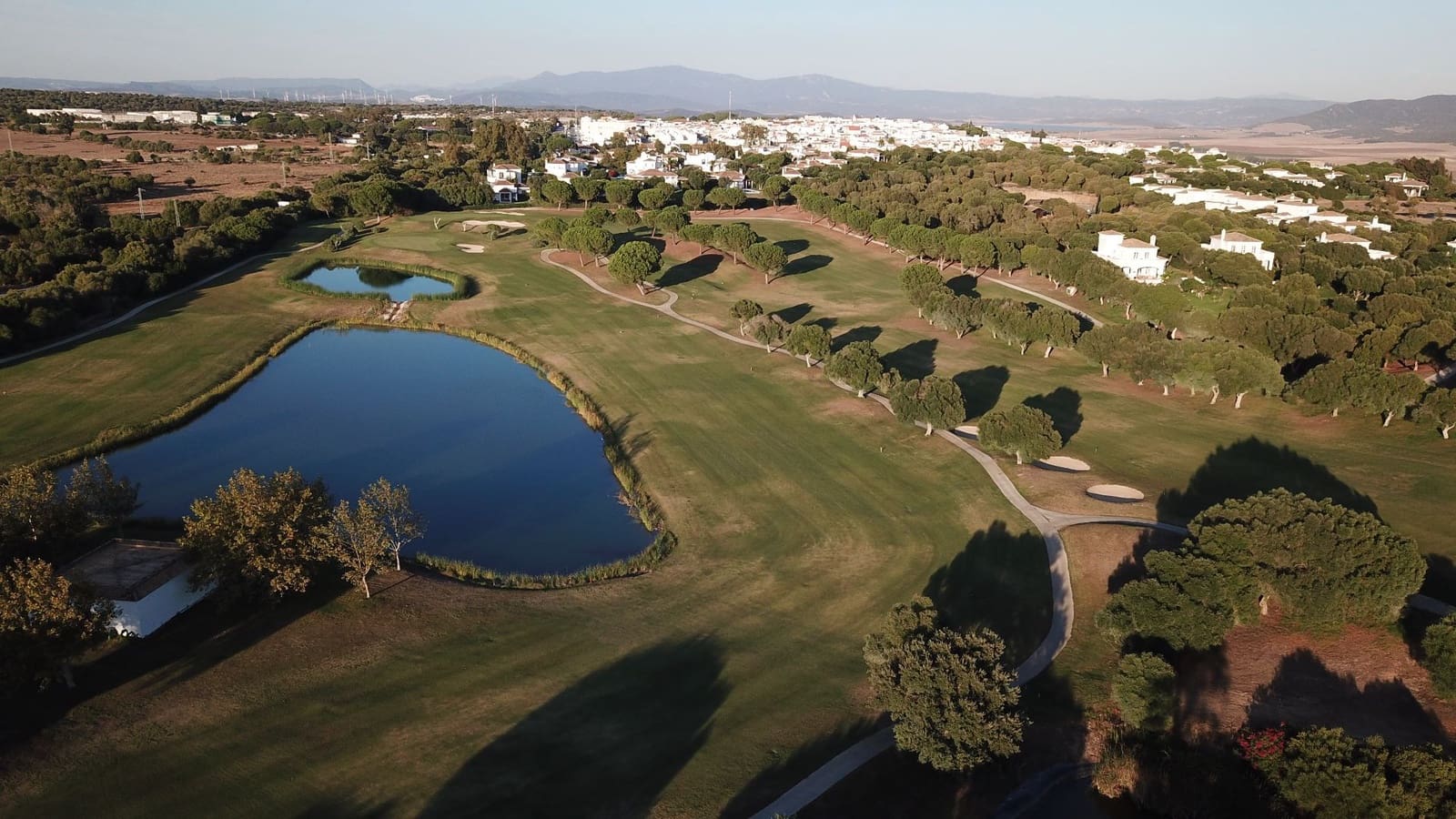 5 soveværelse Villa til salg i Benalup med swimmingpool garage - € 820.000 (Ref: 9698117)