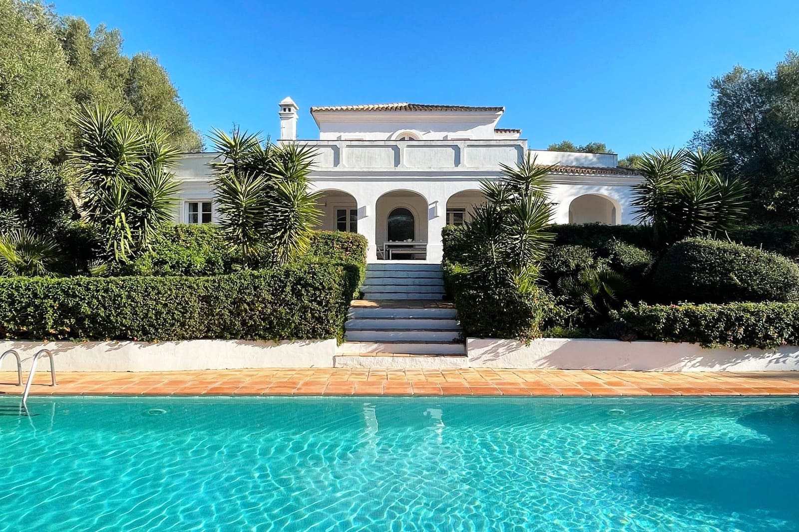 5 soveværelse Villa til salg i Benalup med swimmingpool garage - € 820.000 (Ref: 9698117)