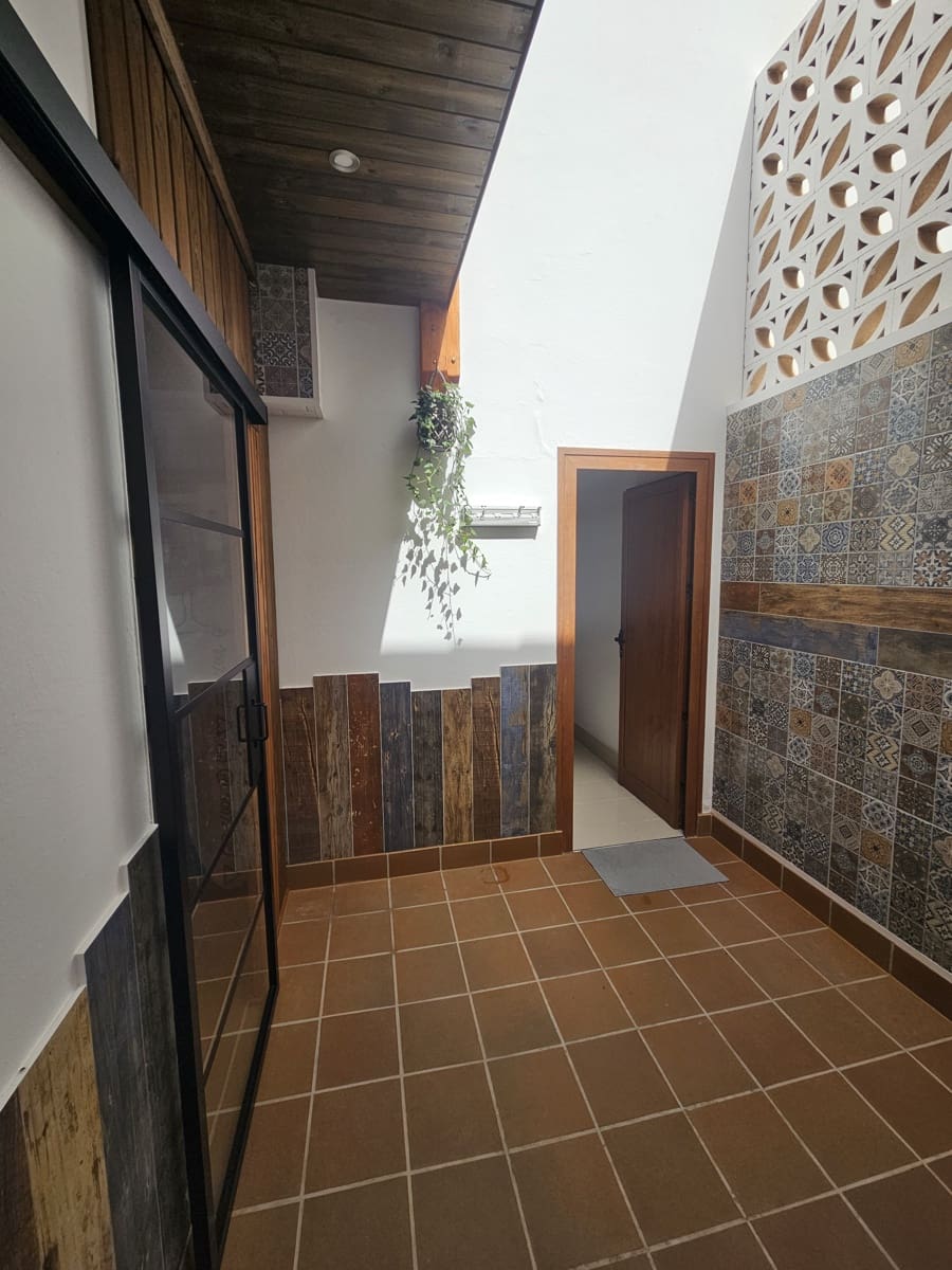 2 soveværelse Byhus til salg i La Oliva - € 295.000 (Ref: 9713597)