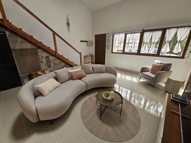 2 soveværelse Byhus til salg i La Oliva - € 295.000 (Ref: 9713597)