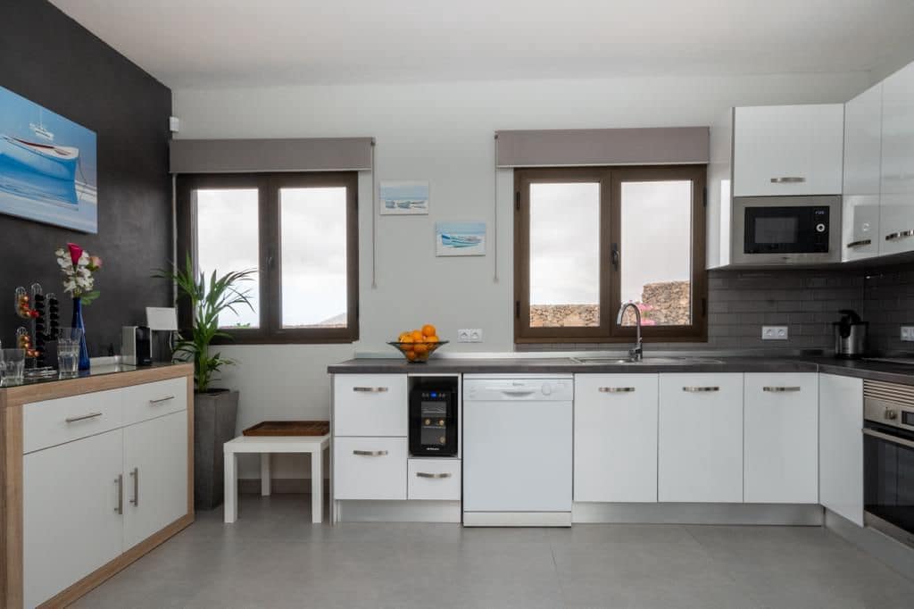 2 bedroom Villa for sale in Tindaya with pool - € 598,000 (Ref: 9816613)