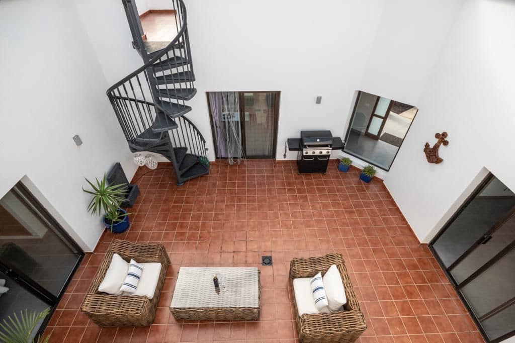 2 bedroom Villa for sale in Tindaya with pool - € 598,000 (Ref: 9816613)