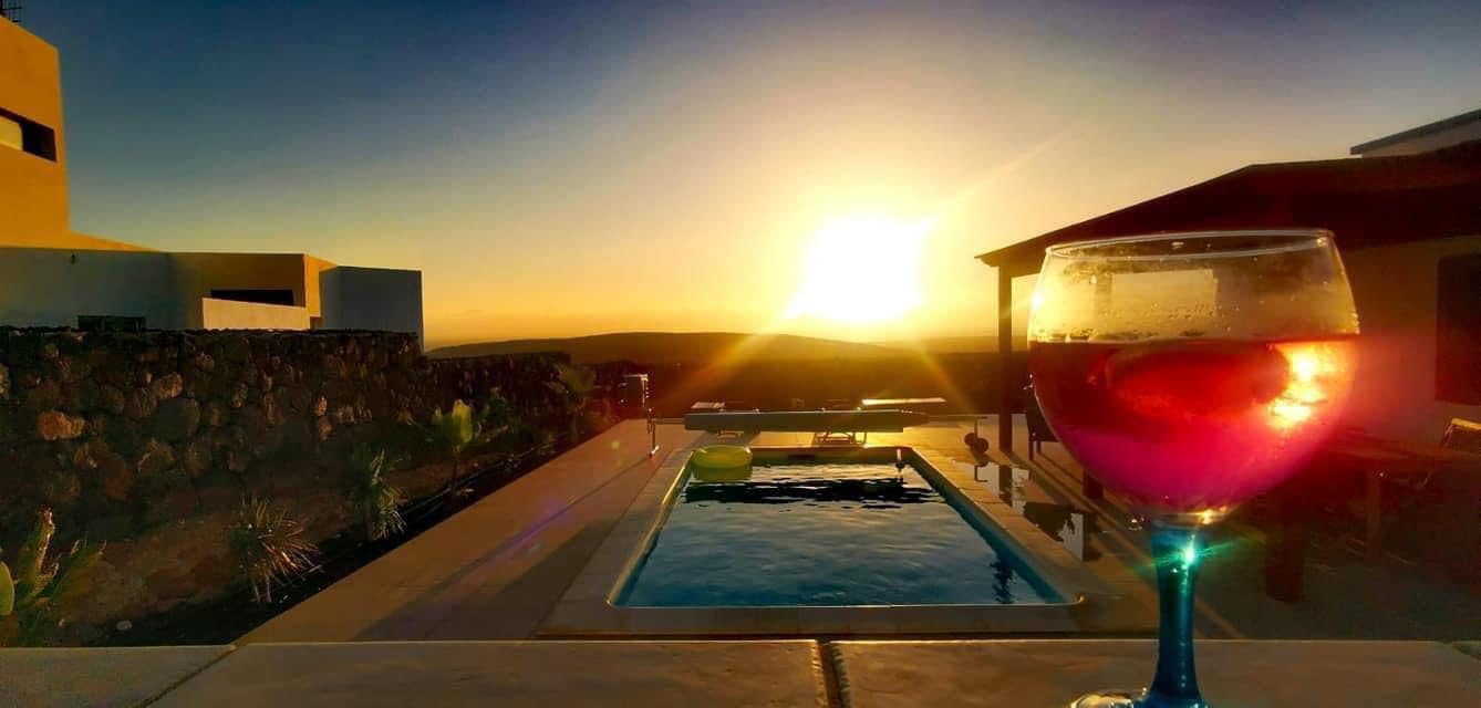 2 bedroom Villa for sale in Tindaya with pool - € 598,000 (Ref: 9816613)