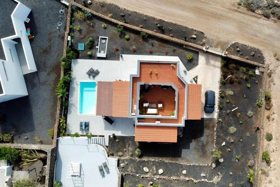 2 bedroom Villa for sale in Tindaya with pool - € 598,000 (Ref: 9816613)