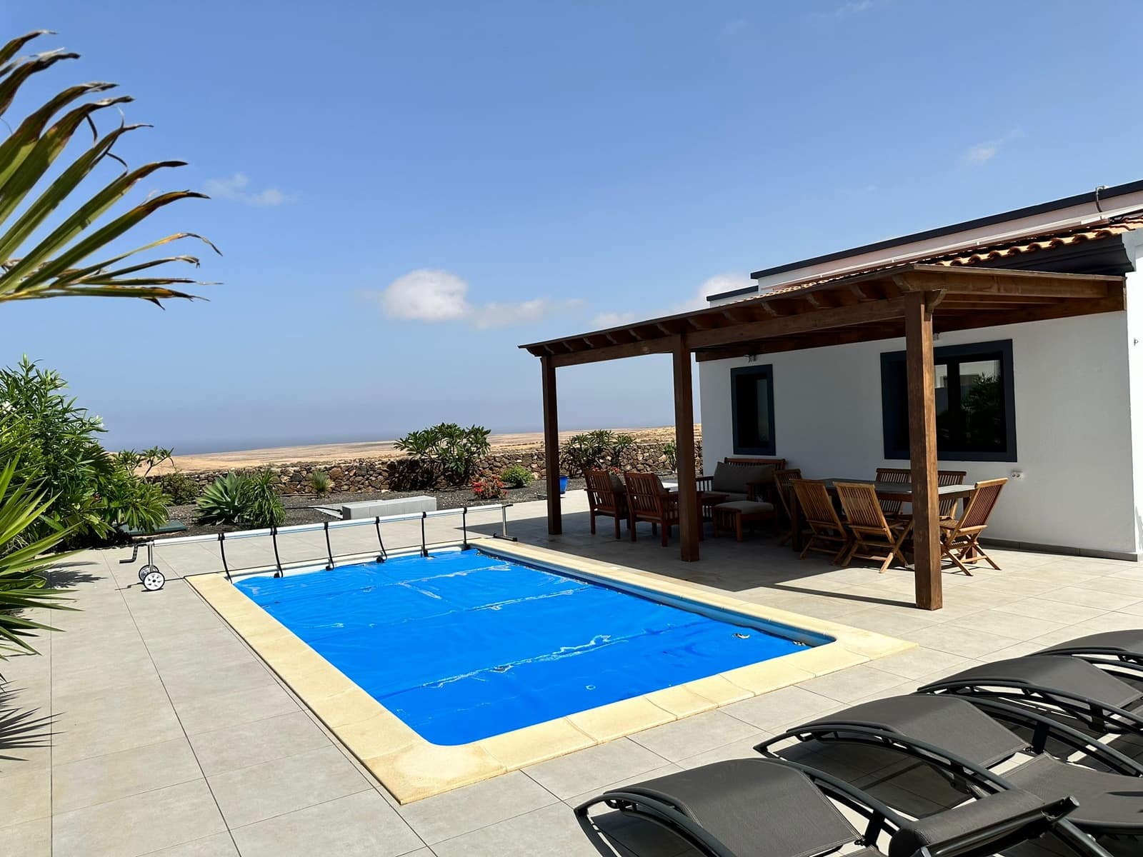 2 bedroom Villa for sale in Tindaya with pool - € 598,000 (Ref: 9816613)
