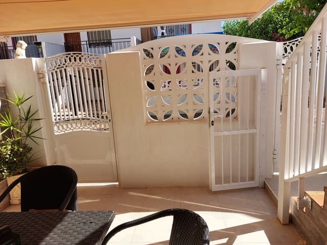 3 soverom Rekkehus til salgs i Oropesa  med garasje - € 210 000 (Ref: 9591774)