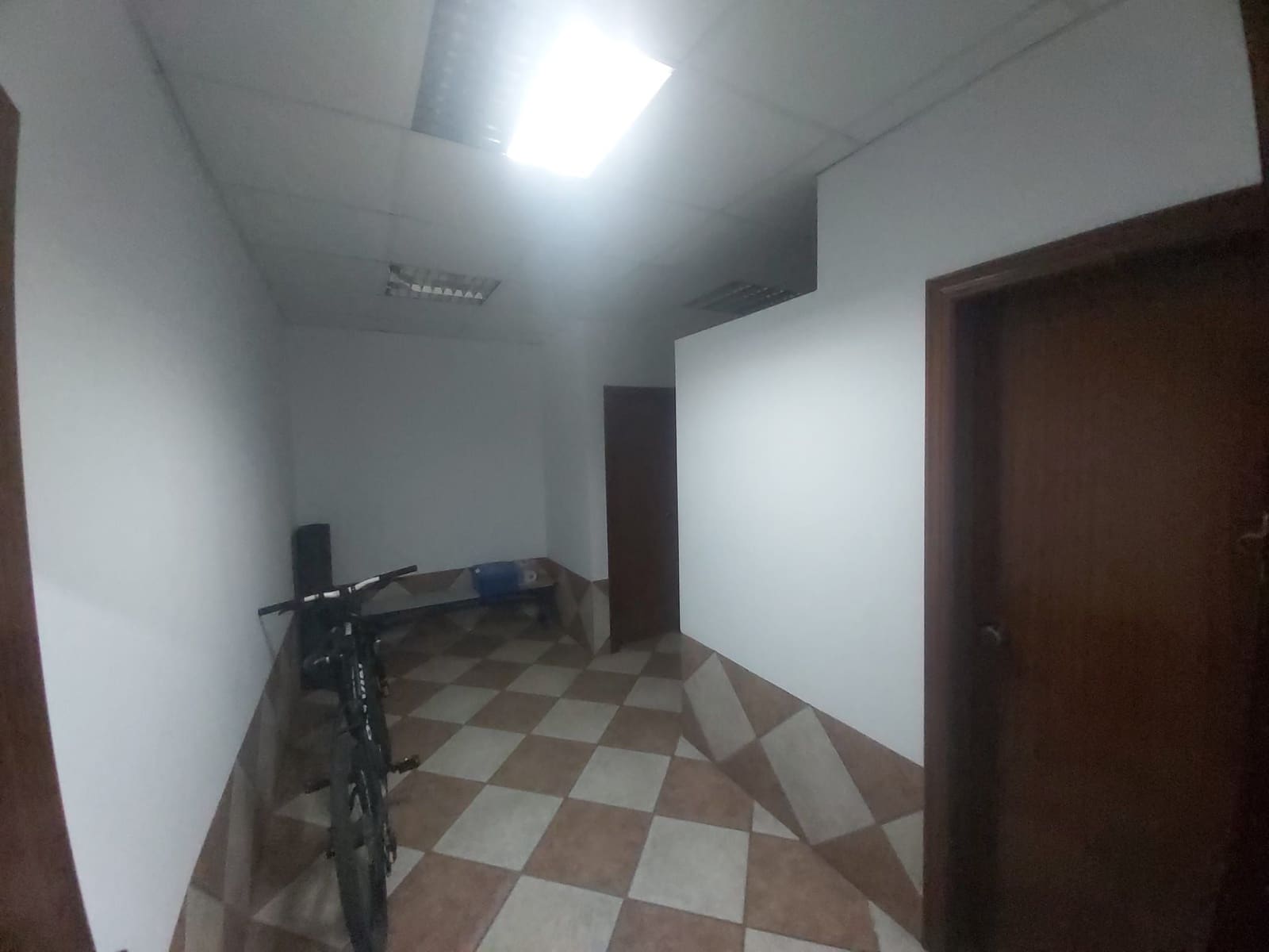 Commercial for sale in Castello de la Plana - € 580,000 (Ref: 9591776)