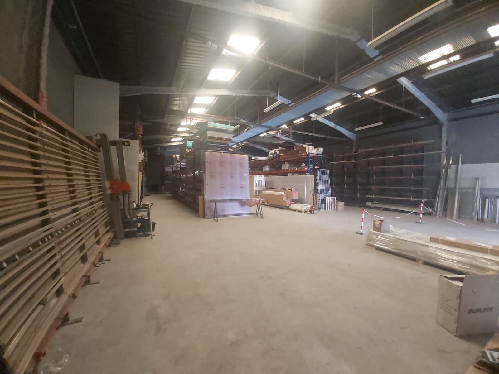 Commercial for sale in Castello de la Plana - € 580,000 (Ref: 9591776)