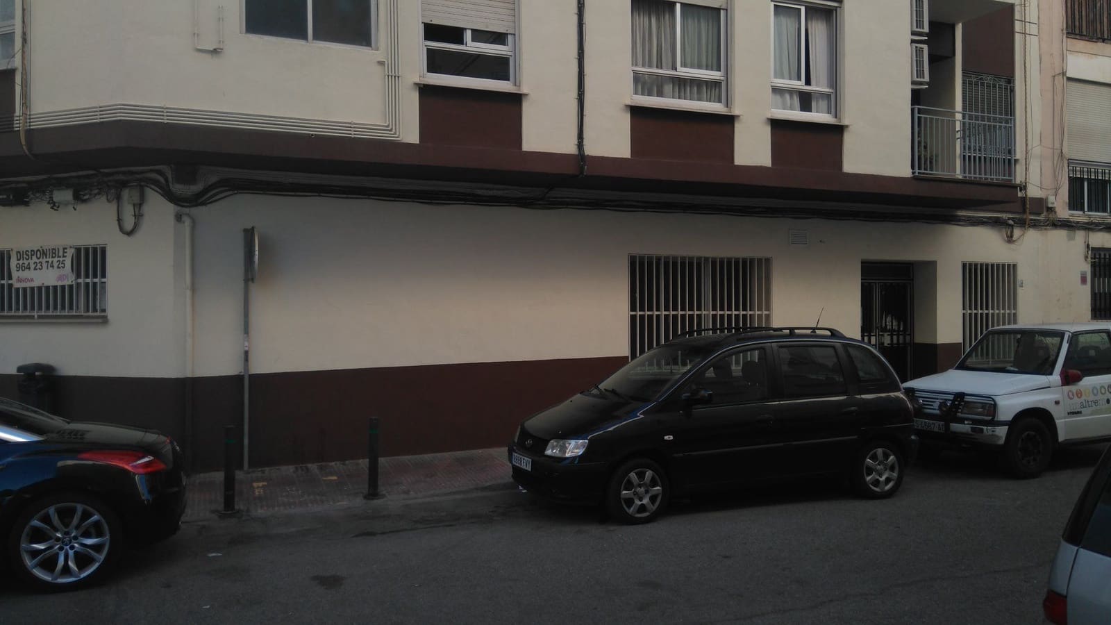 Commercial for sale in Castello de la Plana - € 138,000 (Ref: 9591777)