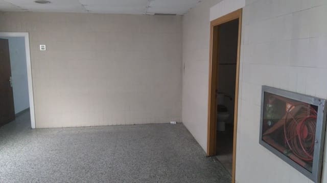 Erhverv til salg i Norte, Castelló de la Plana - € 138.000 (Ref: 9591777)