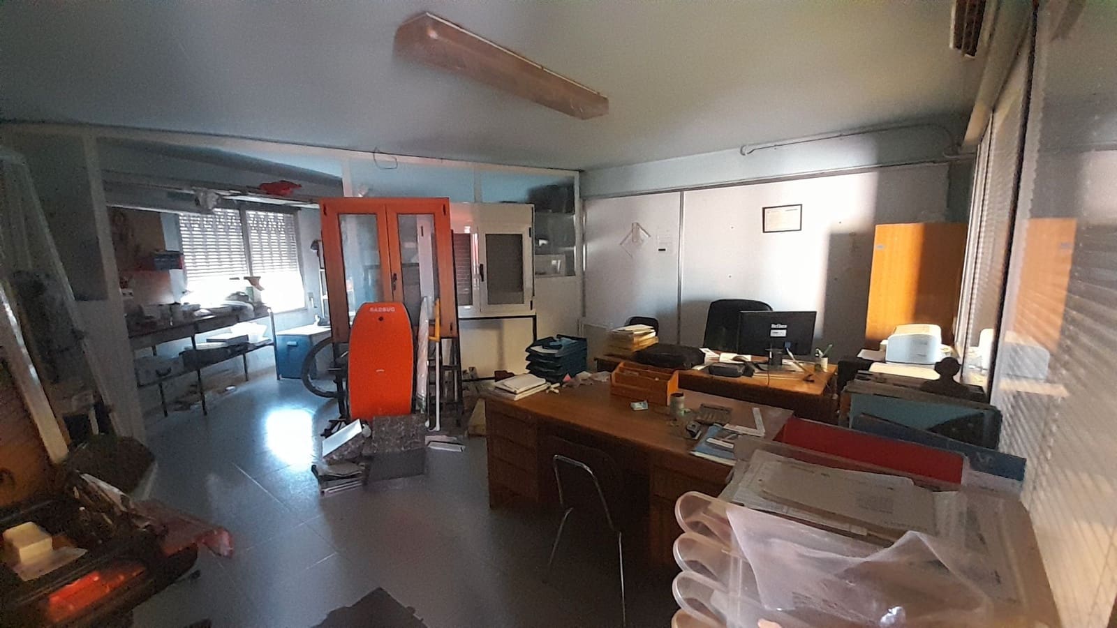 Commercial for sale in L'Alcora - € 190,000 (Ref: 9591778)