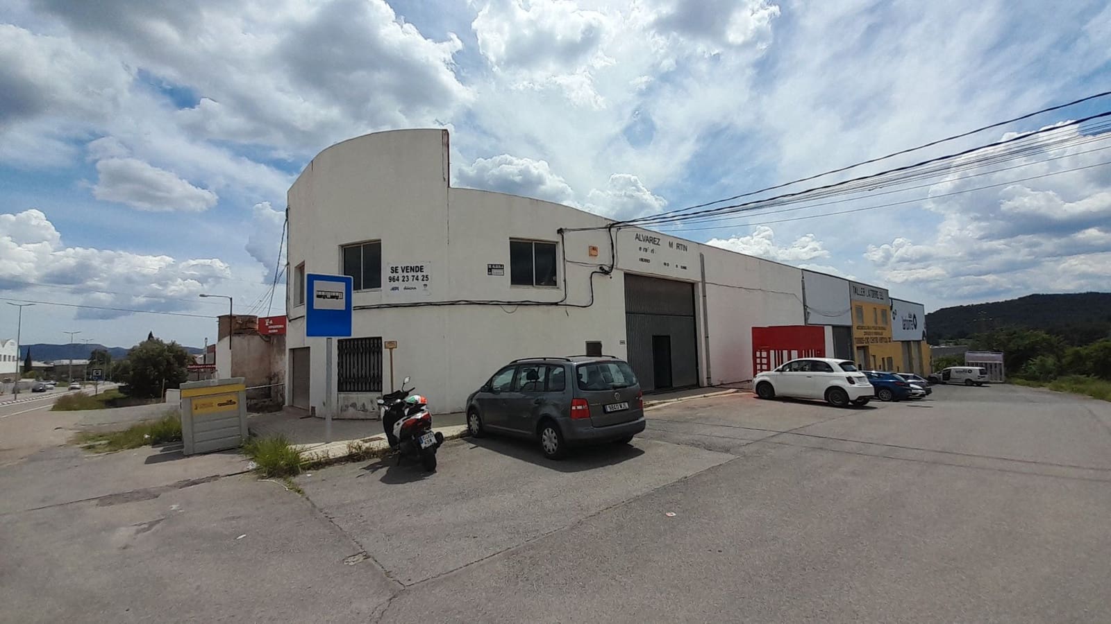 Commercial for sale in L'Alcora - € 190,000 (Ref: 9591778)