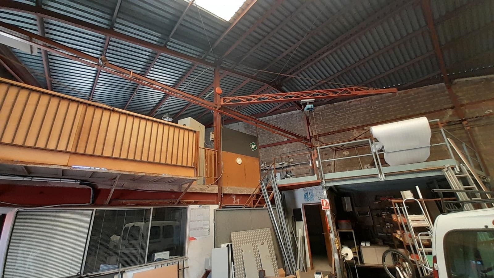 Commercial for sale in L'Alcora - € 190,000 (Ref: 9591778)