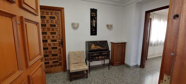 4 makuuhuone Asunto myytävänä paikassa Norte, Castelló de la Plana - 285 000 € (Ref: 9591779)