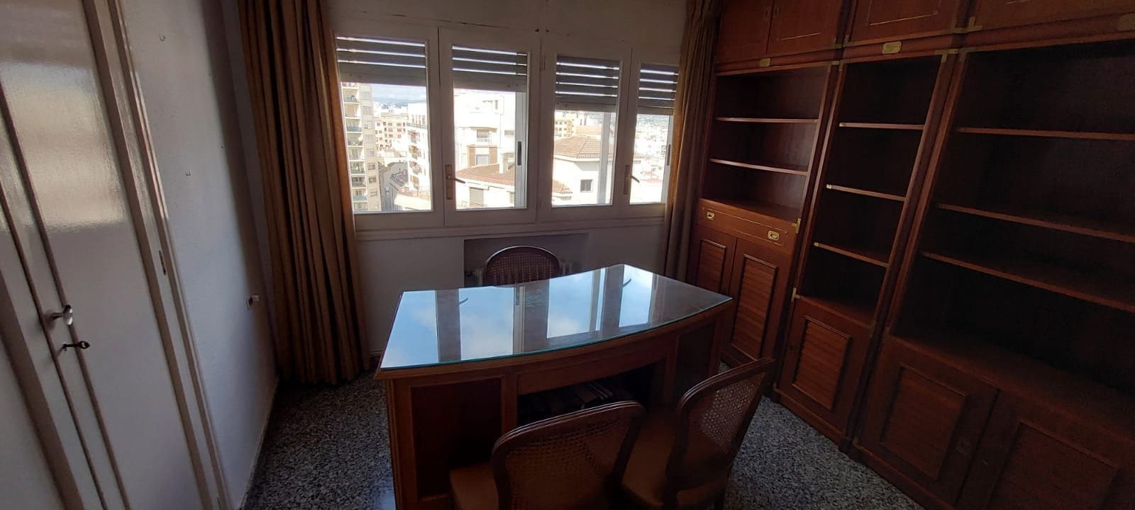 4 makuuhuone Asunto myytävänä paikassa Castello de la Plana - 285 000 € (Ref: 9591779)