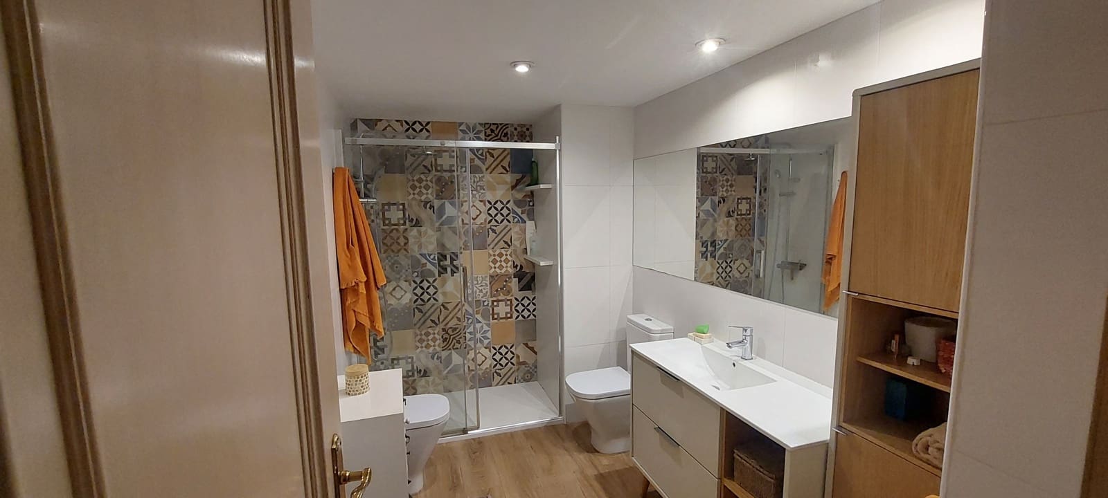 4 slaapkamer Flat te koop in Castello de la Plana met garage - € 369.000 (Ref: 9591780)