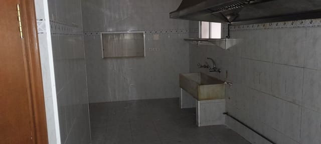 Kaupallinen vuokrattavana paikassa Centro, Castelló de la Plana - 800 € (Ref: 9591784)