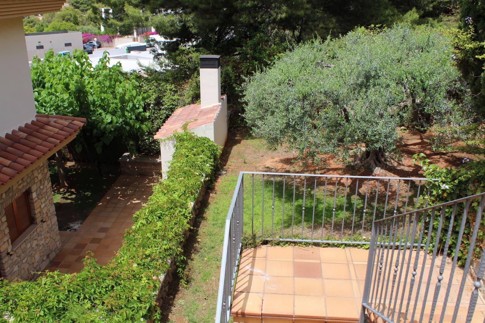 6 bedroom Villa for sale in Oropesa  with pool garage - € 2,500,000 (Ref: 9591786)