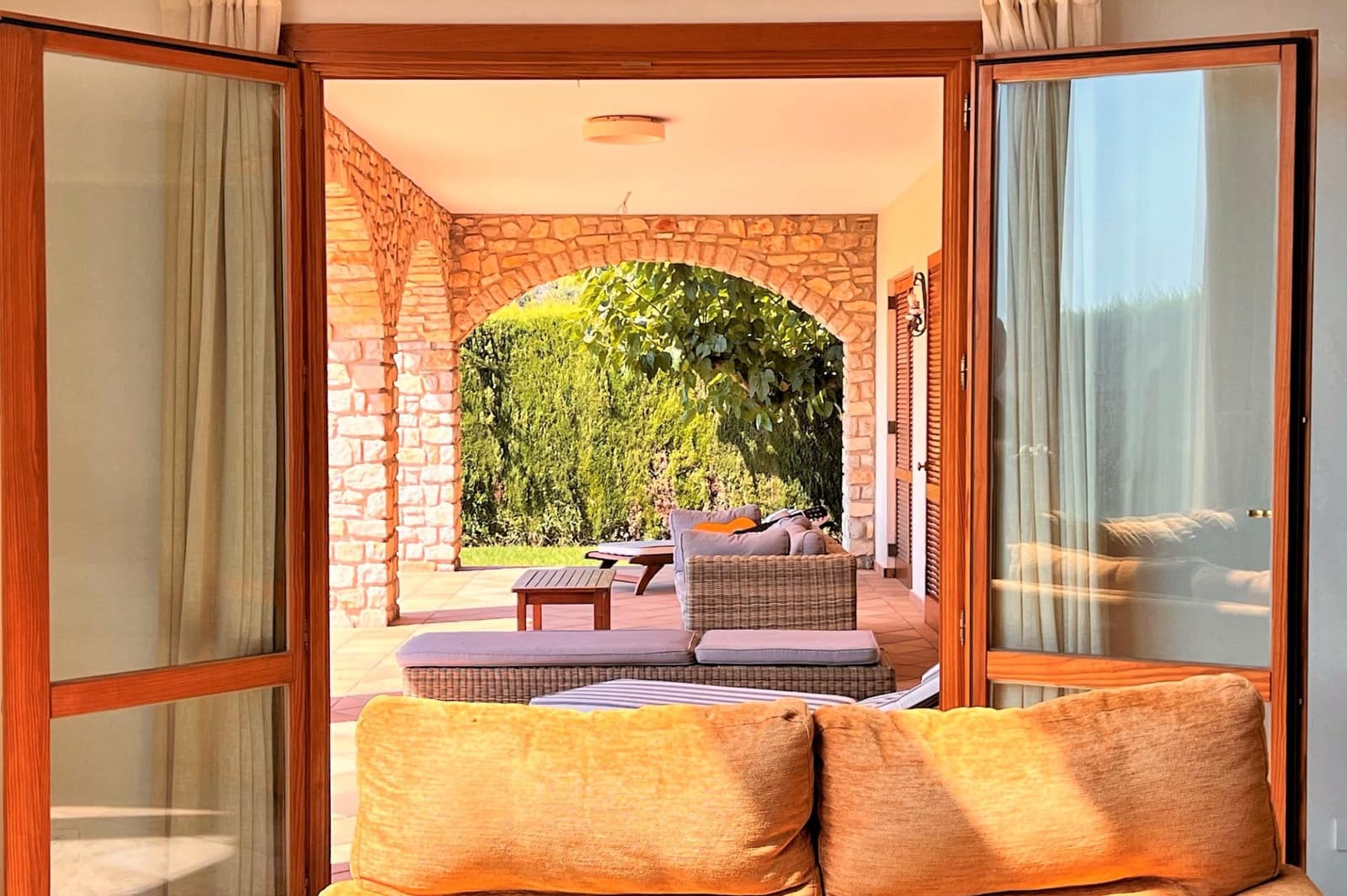 6 bedroom Villa for sale in Oropesa  with pool garage - € 2,500,000 (Ref: 9591786)