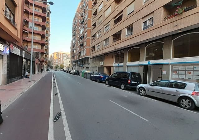 Komercyjne na sprzedaż w Sur, Castelló de la Plana - 82 000 € (Ref: 9591787)