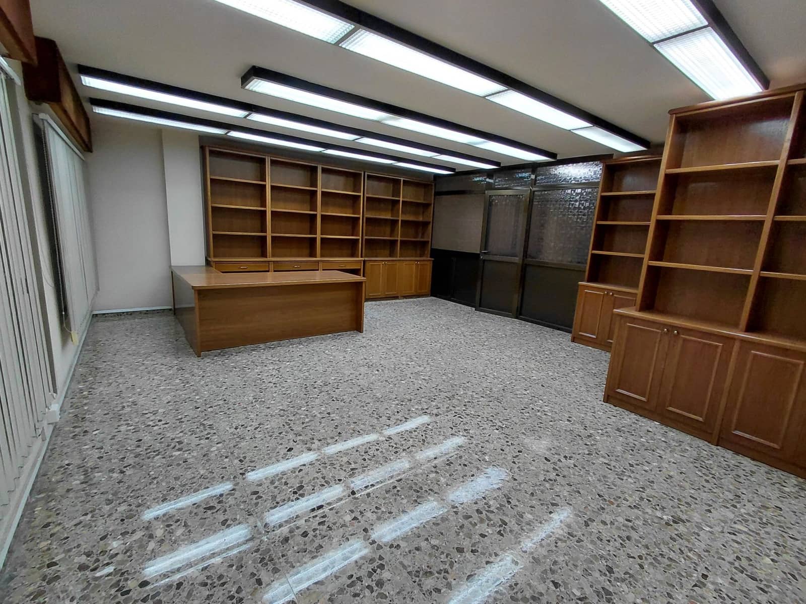 Office for sale in Castello de la Plana - € 143,000 (Ref: 9591789)