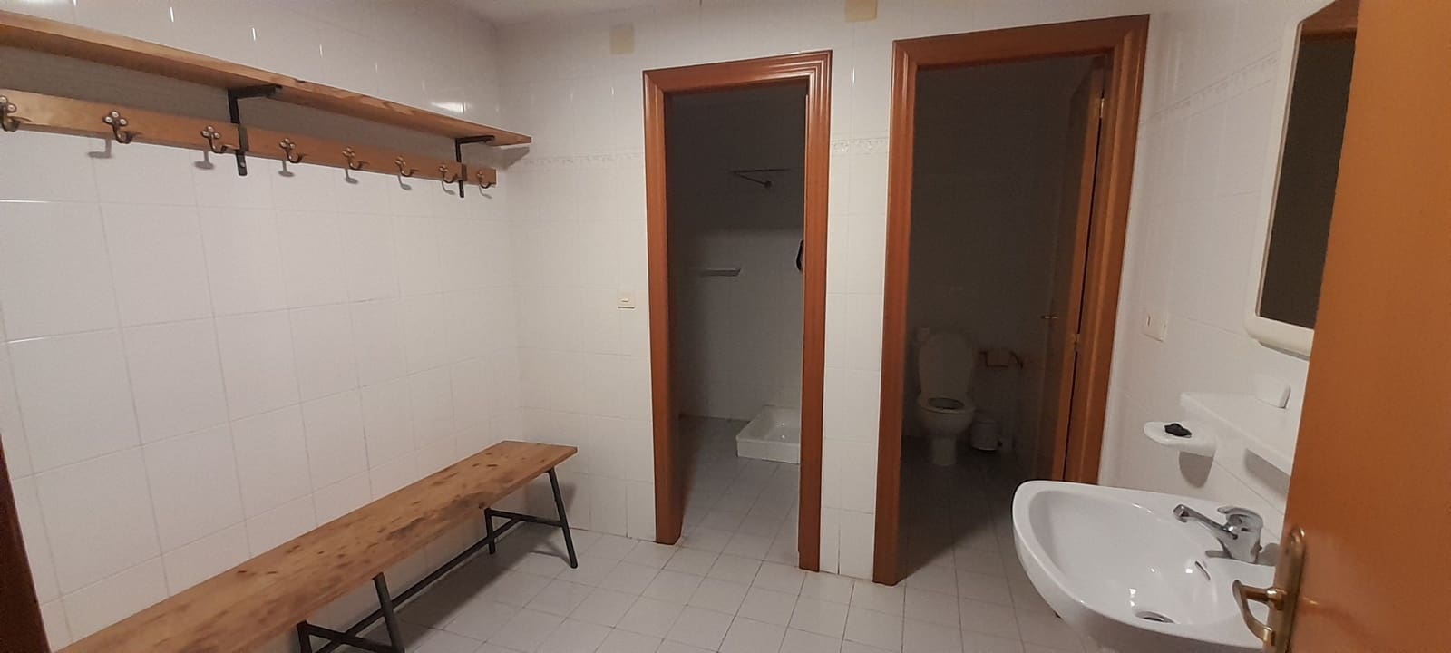 Commercial for sale in Castello de la Plana - € 169,000 (Ref: 9591790)