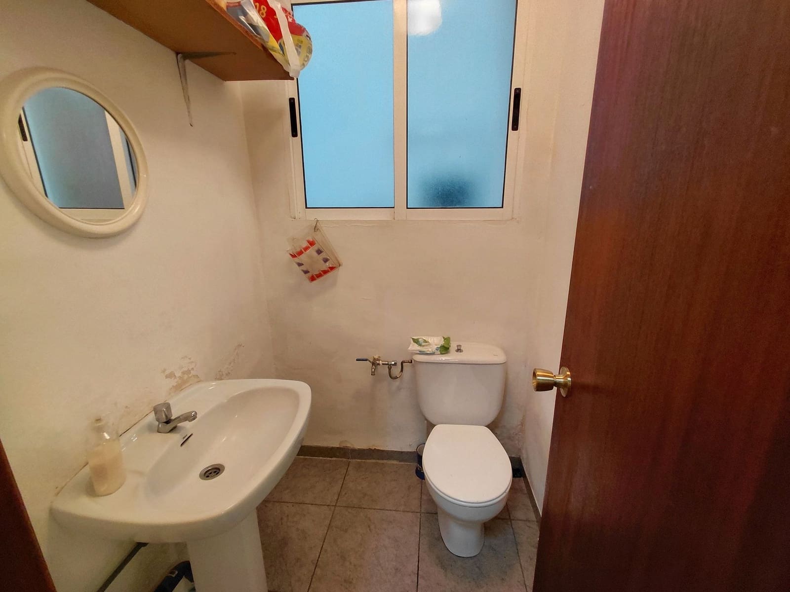 Commercial for sale in Castello de la Plana - € 59,000 (Ref: 9591793)