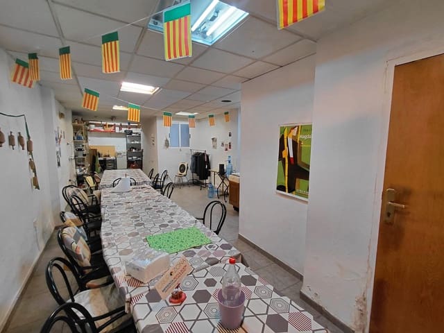Erhverv til salg i Norte, Castelló de la Plana - € 59.000 (Ref: 9591793)