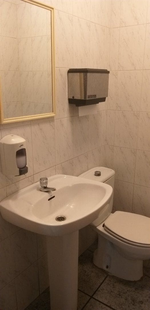 Commercial for sale in Castello de la Plana - € 159,000 (Ref: 9591794)