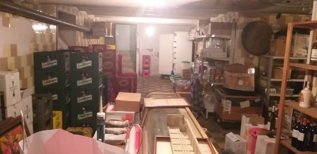 Erhverv til salg i Norte, Castelló de la Plana - € 159.000 (Ref: 9591794)