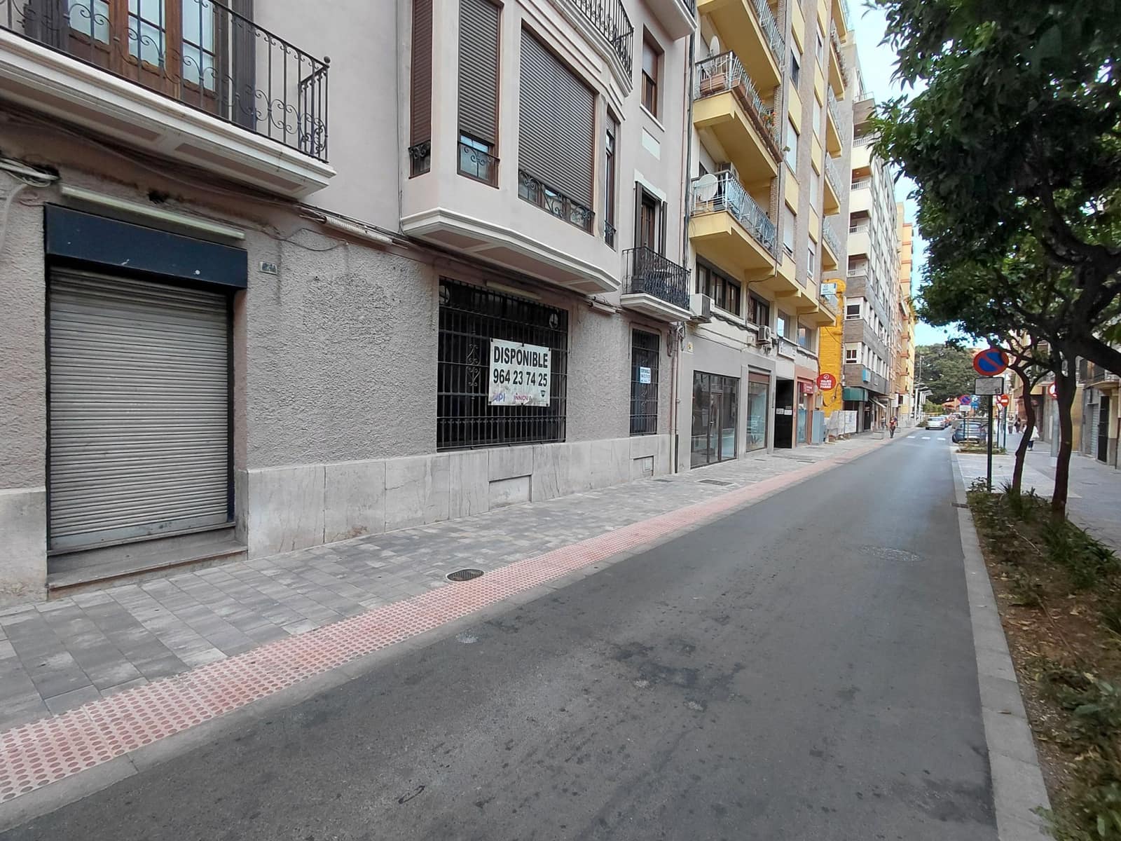 Commercial for sale in Castello de la Plana - € 159,000 (Ref: 9591794)