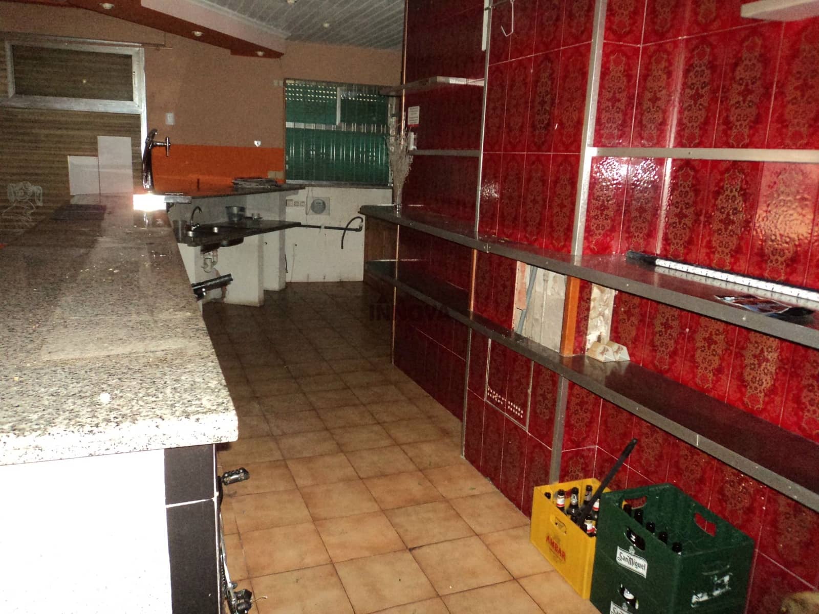 Commercial for sale in Castello de la Plana - € 129,000 (Ref: 9591796)